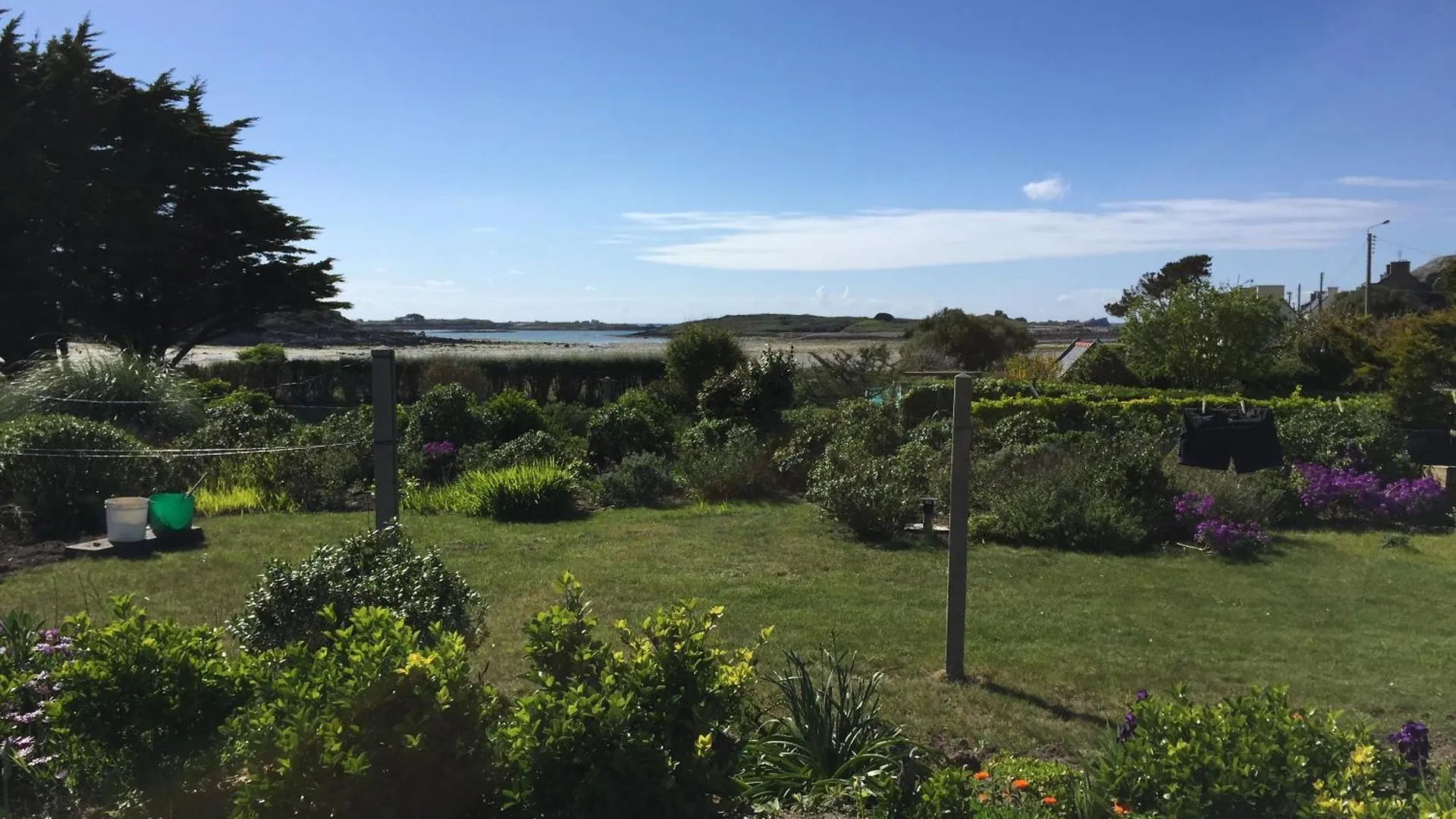 Vakantiehuis Maison Bretonne Traditionnelle En Bord De Mer Plouguerneau